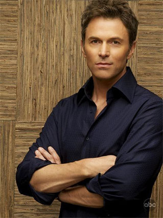 Interview with Private Practice Star Tim Daly
