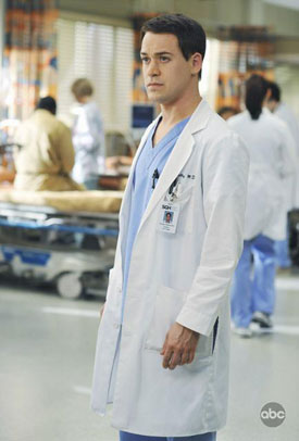 TR Knight Leaving Grey's Anatomy