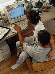 Tips and Tricks For Planning Your Wedding Online 