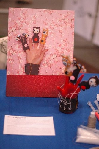 Syuzi Pakhchyan's Fashioning Technology is a DIY Bible For Geeks