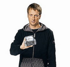 T-Mobile Launches a Tony Hawk Sidekick LX 