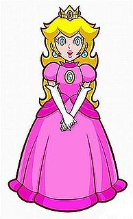 How to Make a Princess Peach Halloween Costume