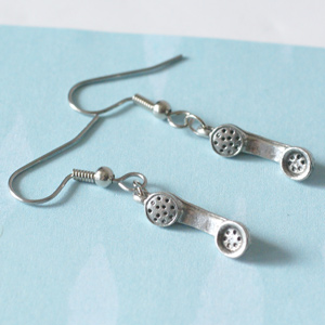 Telephone Earrings: Totally Geeky or Geek Chic? 