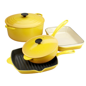 Le Creuset's Dijon Set Makes a Great Mother's Day Gift Le Creuset's Dijon Set Makes a Great Mother's Day Gift