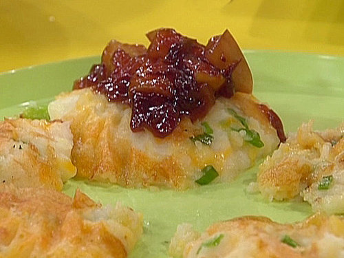Smashed Potato Cheddar Cakes With Cran-Apple Sauce Smashed Potato Cheddar Cakes With Cran-Apple Sauce