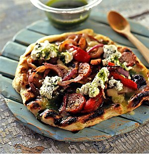 Sunday BBQ: Grilled Pizza with Hot Sausage