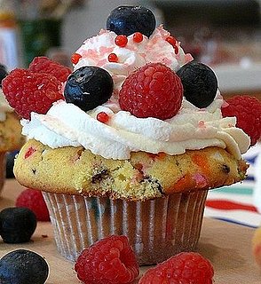 Yummy Links: From Firecracker Cupcakes to Giada de Laurentiis