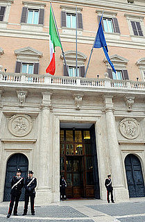 Italian Government Posts Every Citizen's Income