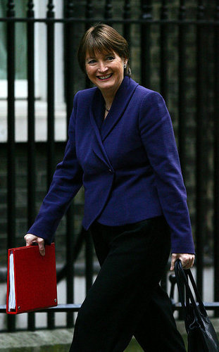 Will the US Follow Britain's Lead in Exposing Underpaying Companies?