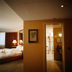 House Swapping to Save on Hotel Expenses