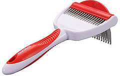 Get the Grooming Goods: Rake Combs