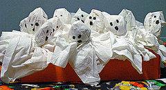 How to Make Ghost Lollipops For Halloween How to Make Ghost Lollipops For Halloween