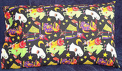 ECOWEEN: Pillowcase Trick-or-Treat Sacks ECOWEEN: Pillowcase Trick-or-Treat Sacks