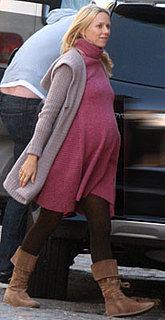 Naomi Watts Maternity Look