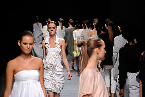 Yigal Azrouel Spring 2009 Runway Show Yigal Azrouel Spring 2009 Runway Show