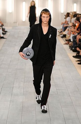 Y-3 Spring 2009 Runway Y-3 Spring 2009 Runway