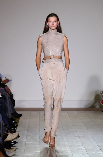 London Fashion Week: Julien Macdonald Spring 2009 London Fashion Week: Julien Macdonald Spring 2009