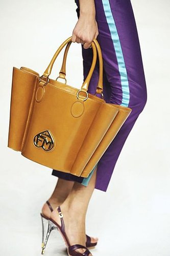 Milan Fashion Week Spring 2009 Bag Trend Round Up Milan Fashion Week Spring 2009 Bag Trend Round Up