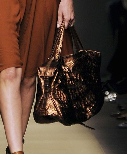 Milan Fashion Week Spring 2009 Bag Trend Round Up Milan Fashion Week Spring 2009 Bag Trend Round Up