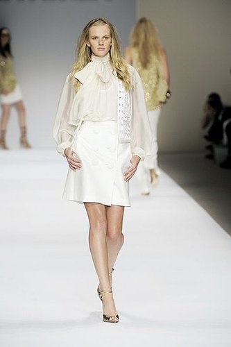 Milan Fashion Week: La Perla Spring 2009 Milan Fashion Week: La Perla Spring 2009