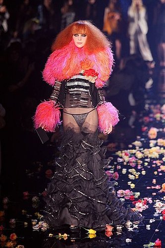 Paris Gives Us Hair! Long Beautiful Hair! Paris Gives Us Hair! Long Beautiful Hair!