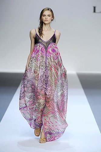 Paris Fashion Week: Leonard Spring 2009 Paris Fashion Week: Leonard Spring 2009