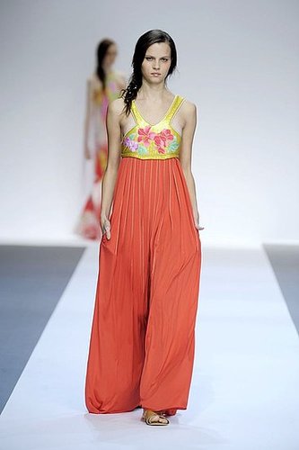Paris Fashion Week: Leonard Spring 2009 Paris Fashion Week: Leonard Spring 2009