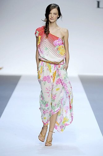 Paris Fashion Week: Leonard Spring 2009 Paris Fashion Week: Leonard Spring 2009
