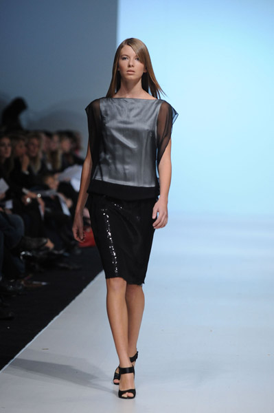 L'Oreal Toronto Fashion Week: Joeffer Caoc Spring 2009 L'Oreal Toronto Fashion Week: Joeffer Caoc Spring 2009