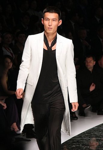 Beijing: Versace Spring 09 Beijing: Versace Spring 09