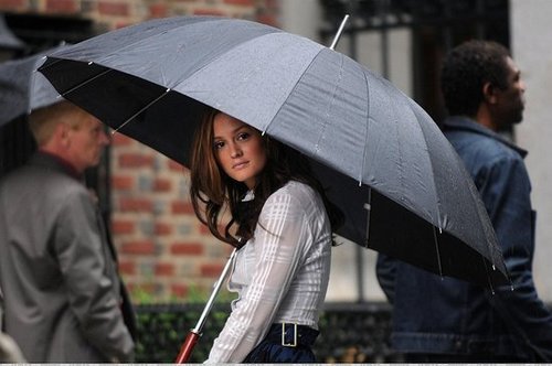 Rainy Day On Gossip Girl Set...