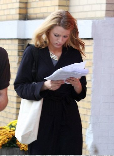 Blake Lively Practices Her Lines