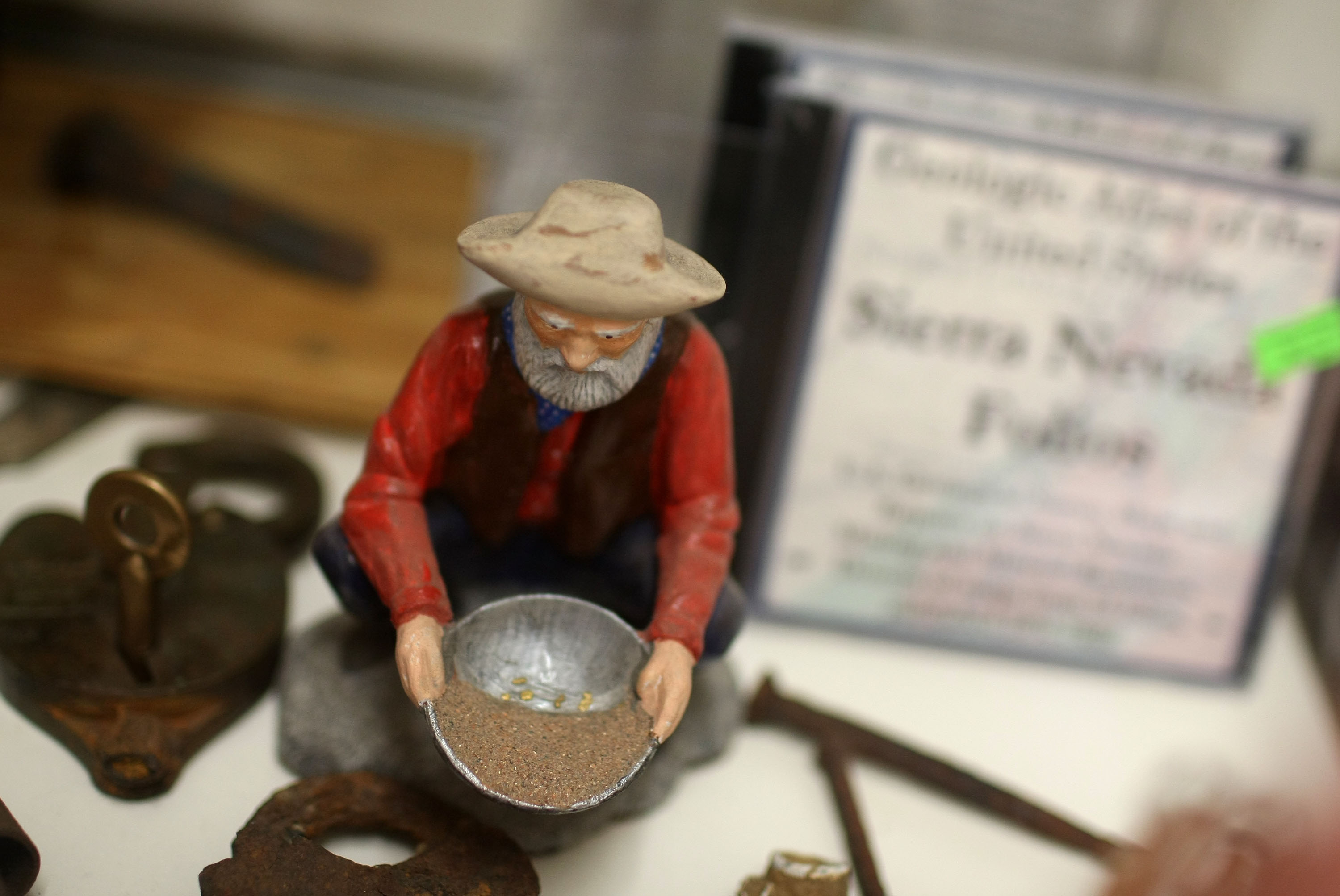 You can spend your finding on a souvenir! You can spend your finding on a souvenir!