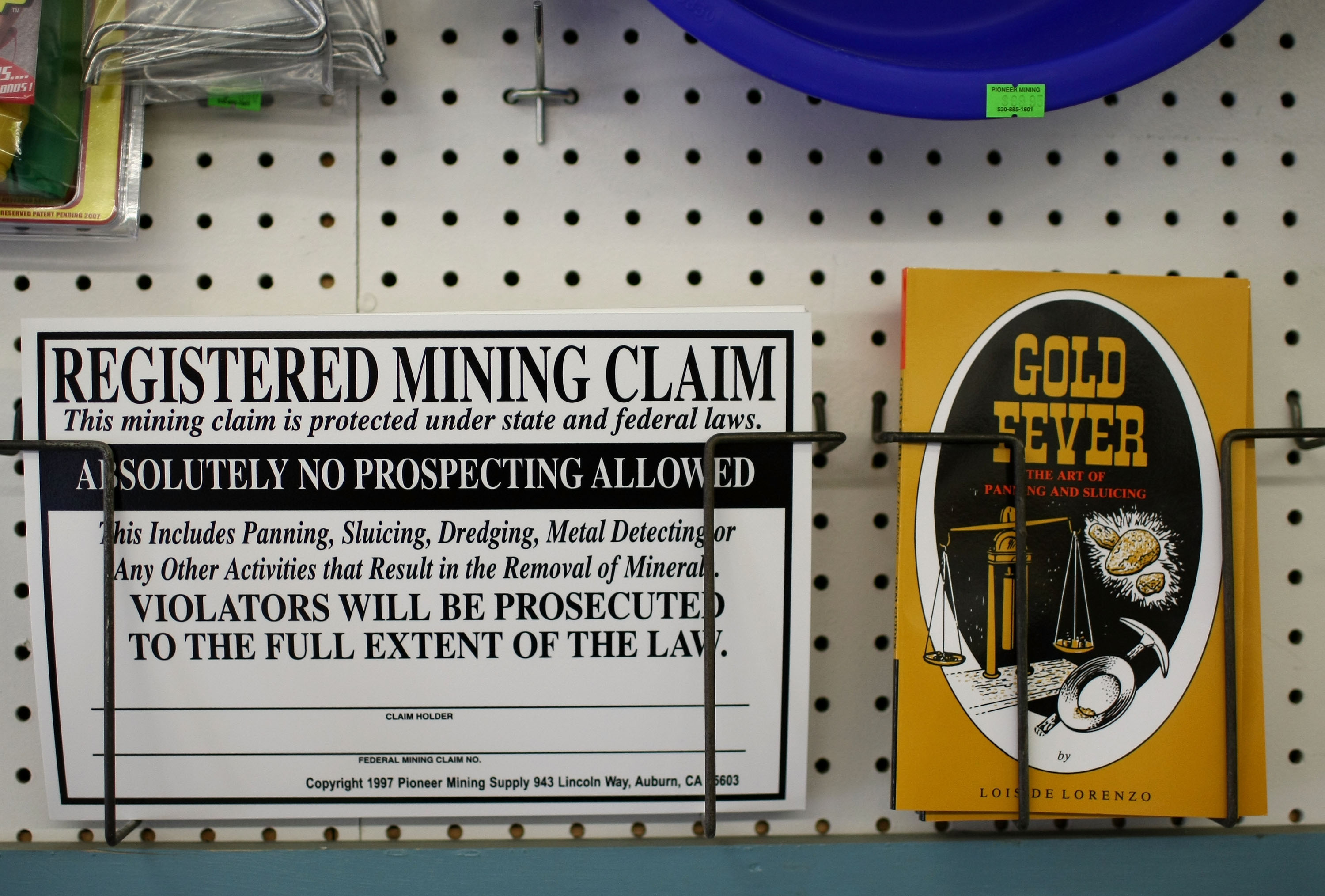 You can pan, sluice, dredge,use a metal detector for gold. Just register whatever you find! You can pan, sluice, dredge,use a metal detector for gold. Just register whatever you find!