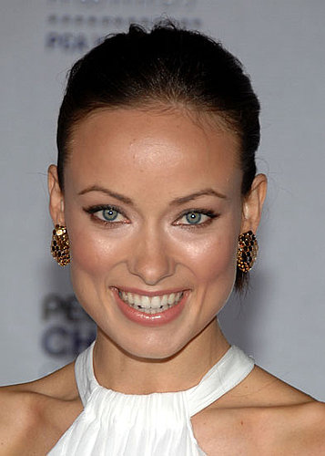 Olivia Wilde's 2009 People's Choice Awards Hair and Makeup