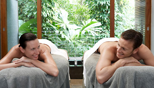 Would You Get a Beauty Treatment on Your Honeymoon?