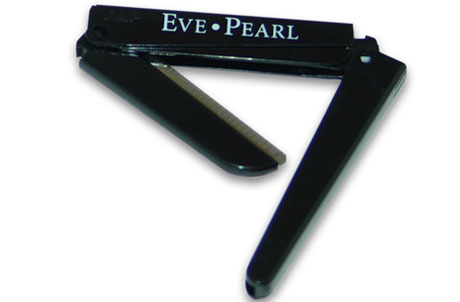Eve Pearl Tri-Fold Eyebrow Razor Eve Pearl Tri-Fold Eyebrow Razor