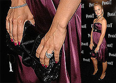 Mena Suvari's Nails