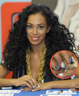 How-To: Solange Knowles's Polka-Dot Manicure