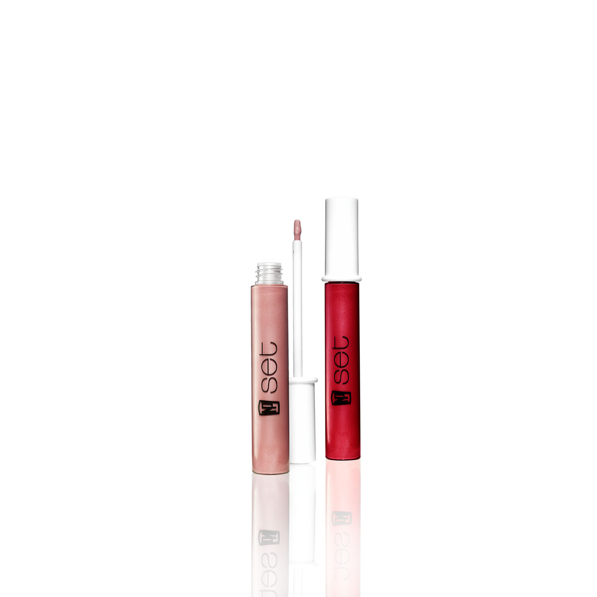 NP Set Lip Gloss ($15) — lots of shine. NP Set Lip Gloss ($15) — lots of shine.