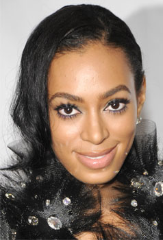 Solange Knowles' Fashion Rocks: Hair and Makeup