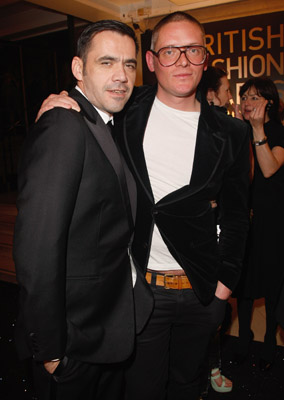 Roland Mouret Heads to Paris Couture Week