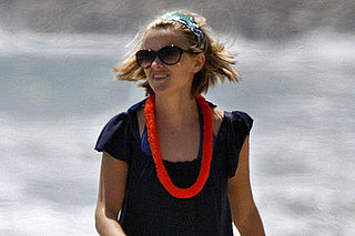 Reese Witherspoon hair band trend