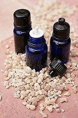 BellaSugar Uk beauty glossary - Frankincense essential oil, what it is and how it works