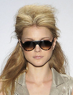 Autumn Fall Winter 2008 and Spring 2009 Catwalk Runway Trend Nude Lipstick Lip Colour. Photo of Model from Peter Som Glossy Lips