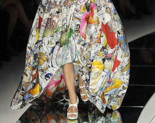 Julie Verhoeven Takes on the Medusa for Versace Spring 2009 Julie Verhoeven Takes on the Medusa for Versace Spring 2009