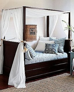 Steal of the Day:  Farmhouse Daybed
