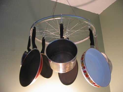 Cool Idea: Bicycle Wheel Pot Rack