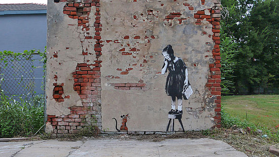 Roundup: Alternative Graffiti