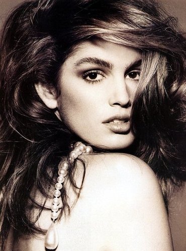 Model Muse: Cindy Crawford Model Muse: Cindy Crawford